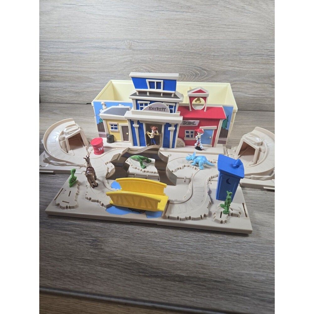 Disney/Pixar Toy Story Fold Out Wagon Portable Wild West Playset (Incomplete)